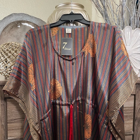 Caftan Blouse - Picture 8 of 16